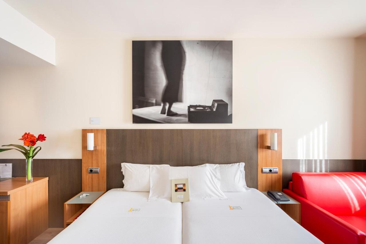 Double or Twin Room,1207777435:JPEG